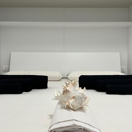 Marzamemi, Sul Livello Del Mare, Ionio Apartment Bagian luar foto